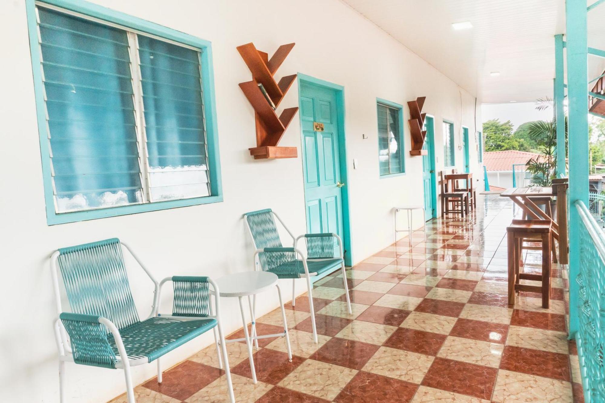 Hostal Eden Мойогальпа Экстерьер фото