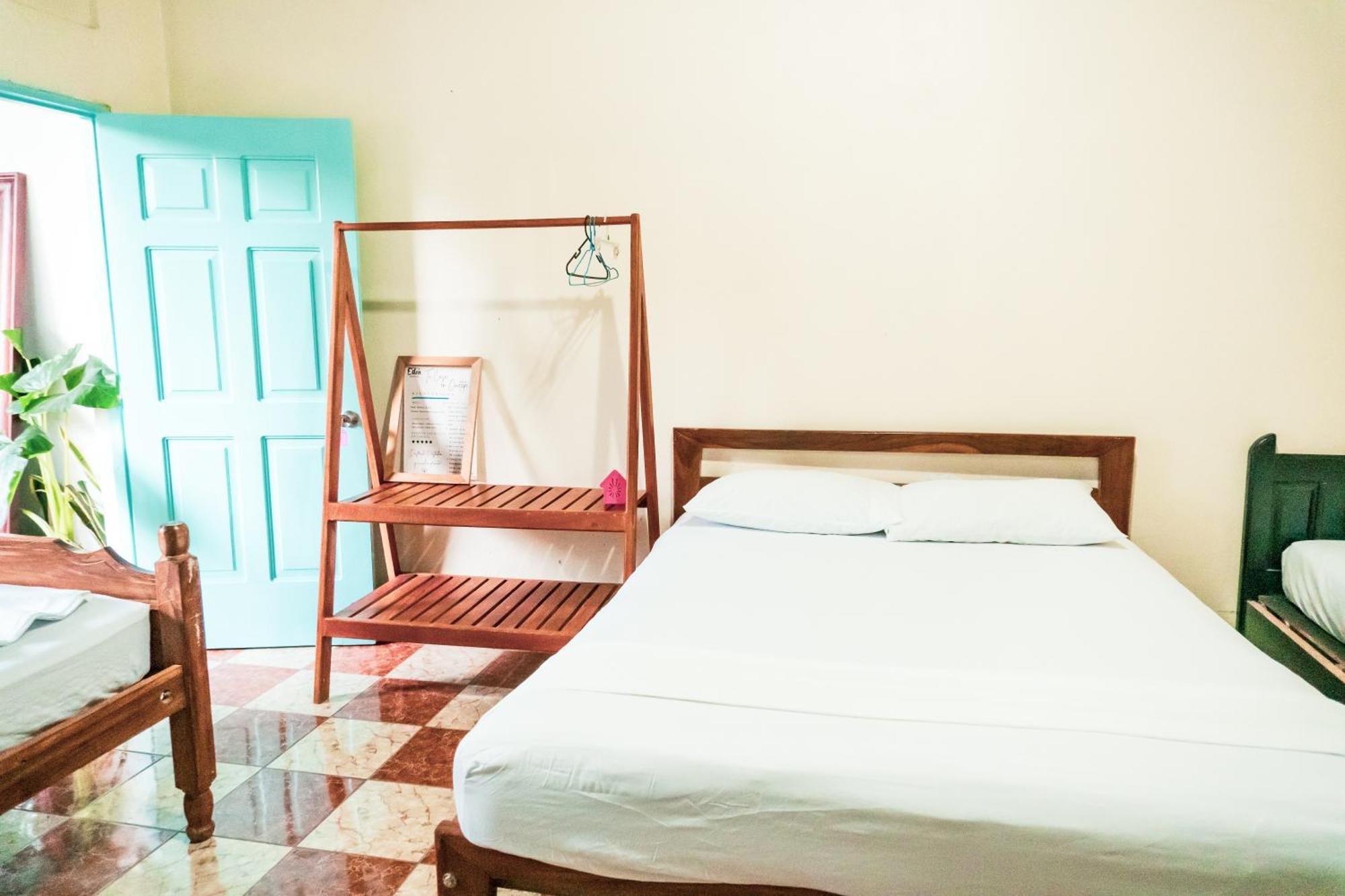 Hostal Eden Мойогальпа Экстерьер фото